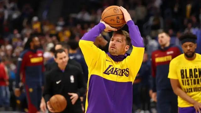 他与加索尔, 他与东契奇, 只要沿着正 他与加索尔, 他与东契奇, 只要沿着正