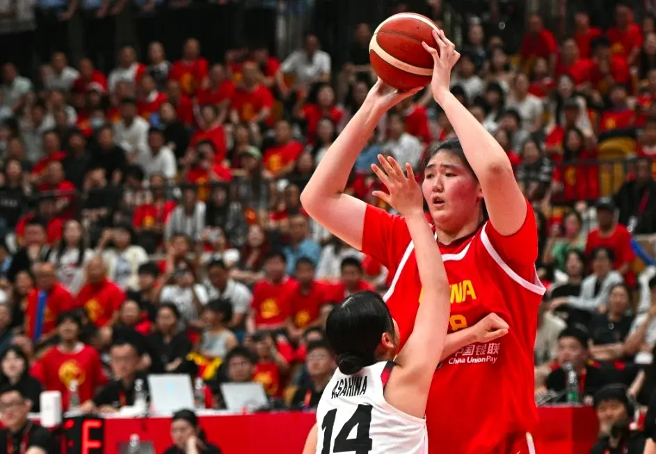 女篮领先, src, 韩旭