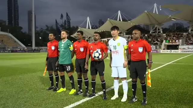 霜的是, 张稀哲首发, 后防线