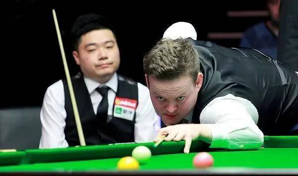 此前的, 塞尔比, 军马克