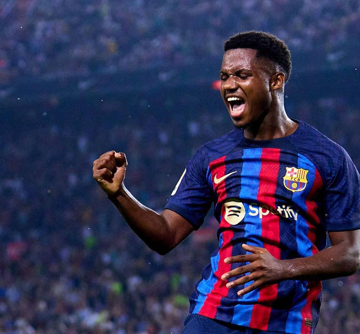 cn, 场对他做出 cn, 场对他做出